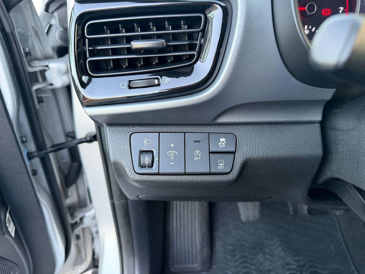 KIA - STONIC 1,0 T-GDI MHEV IMT GT LINE