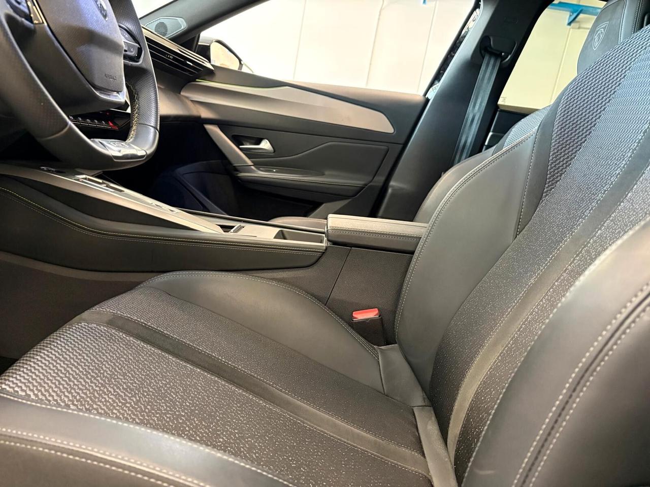 Peugeot 308 GT Hybrid 145 e-DCS6 SPOTICAR