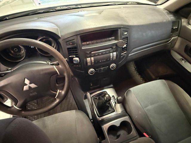 MITSUBISHI Pajero 3.2 DI-D 16V 3p. Intense