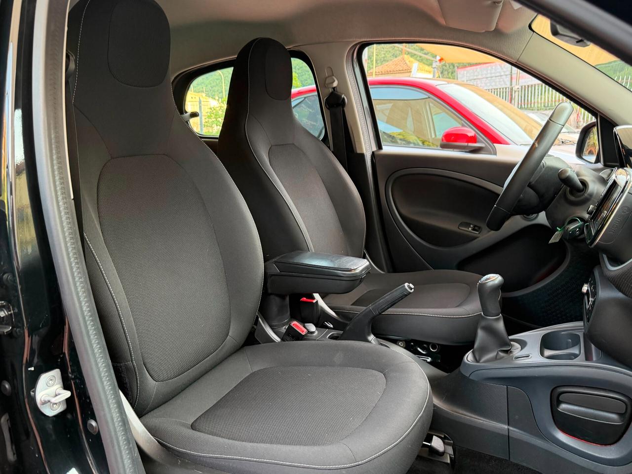 Smart ForFour 1.0 71 cv modello Prime