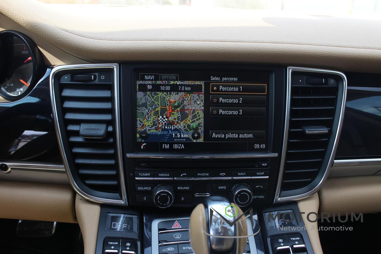 Porsche Panamera 3.0 250cv