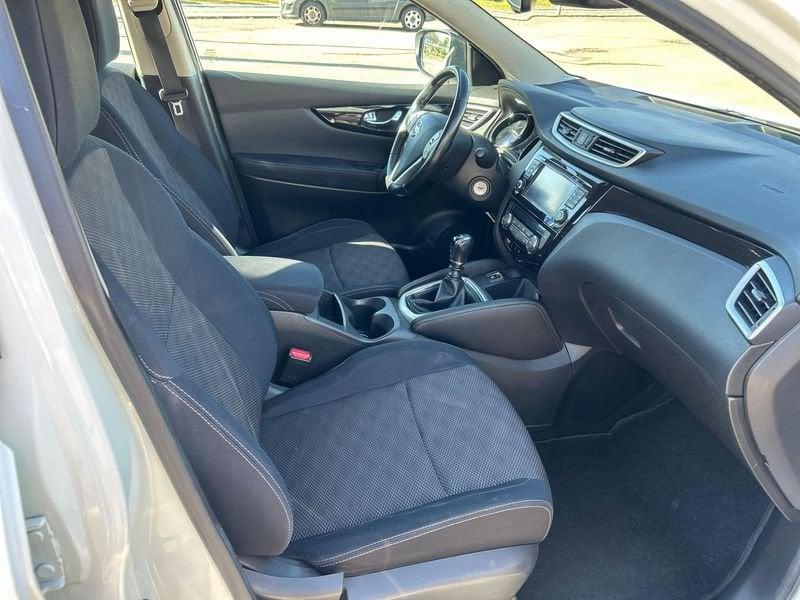 Nissan Qashqai dCi 130 4WD Visia