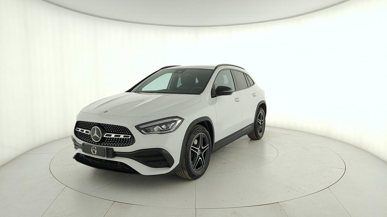 Mercedes-Benz GLA 200 d Premium auto