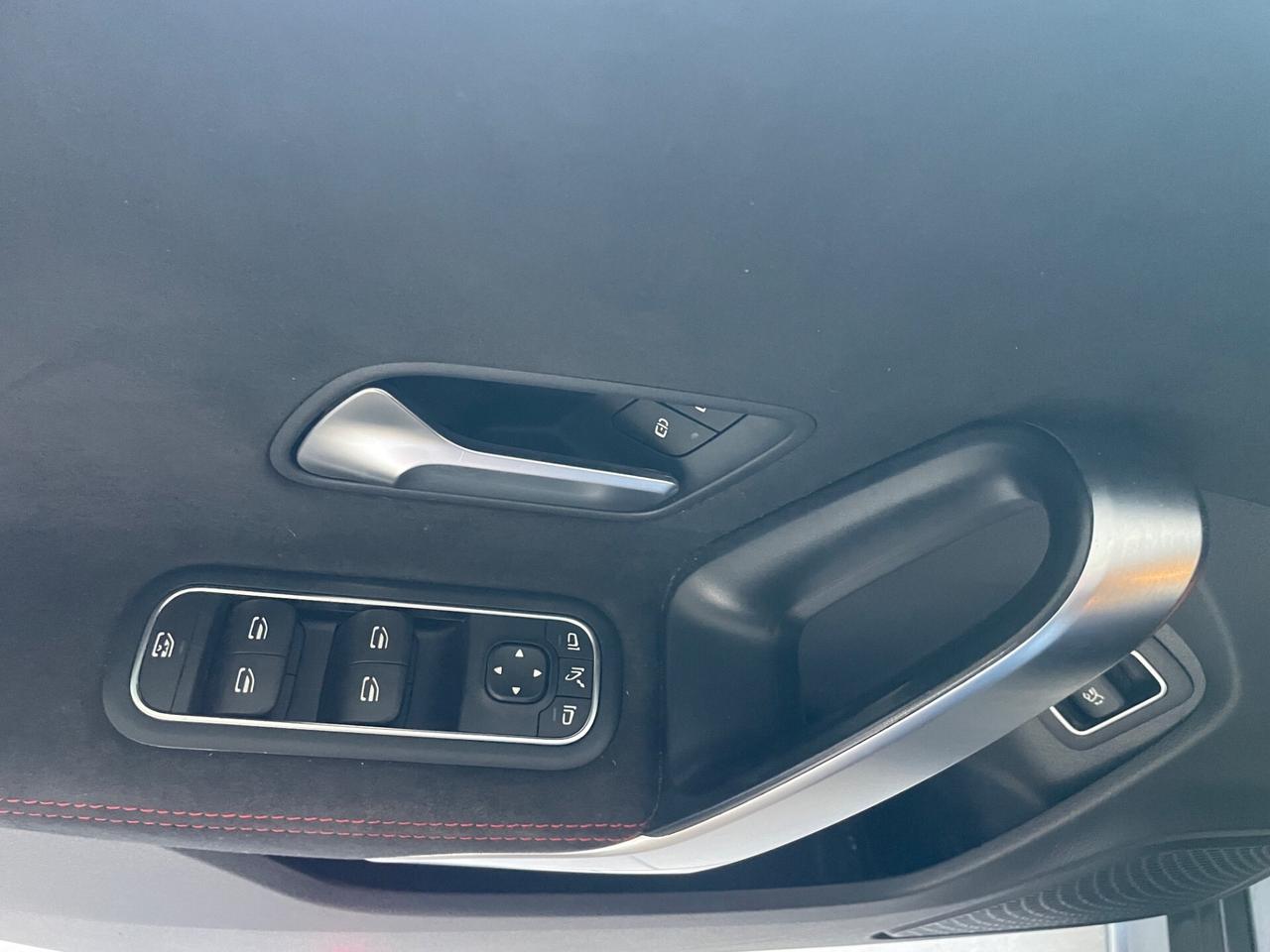 Mercedes-benz CLA 180 d Automatic Shooting Brake Premium AMG - Nessun vincolo -