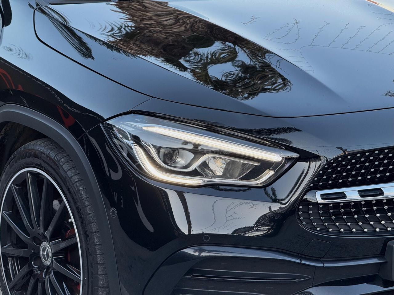 Mercedes-Benz GLA 200 d Premium AMG TETTO INT ROSSI