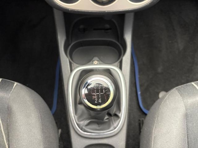 OPEL Corsa 1.4 16V 90CV 5 porte A/C CRUISE * NEOPATENTATI *