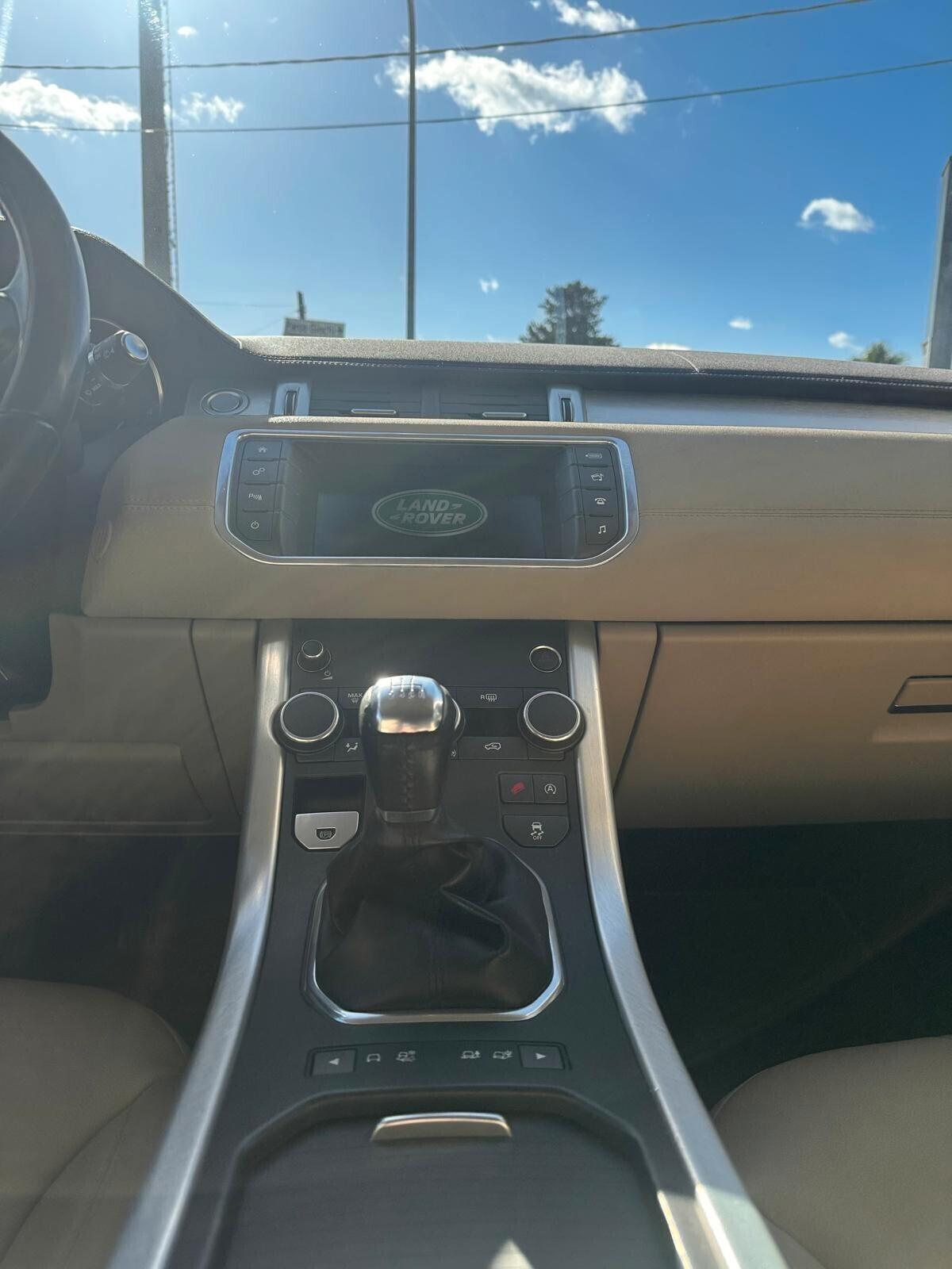 Land Rover Range Evoque 2.0 TD4 150 CV 5p. Pure