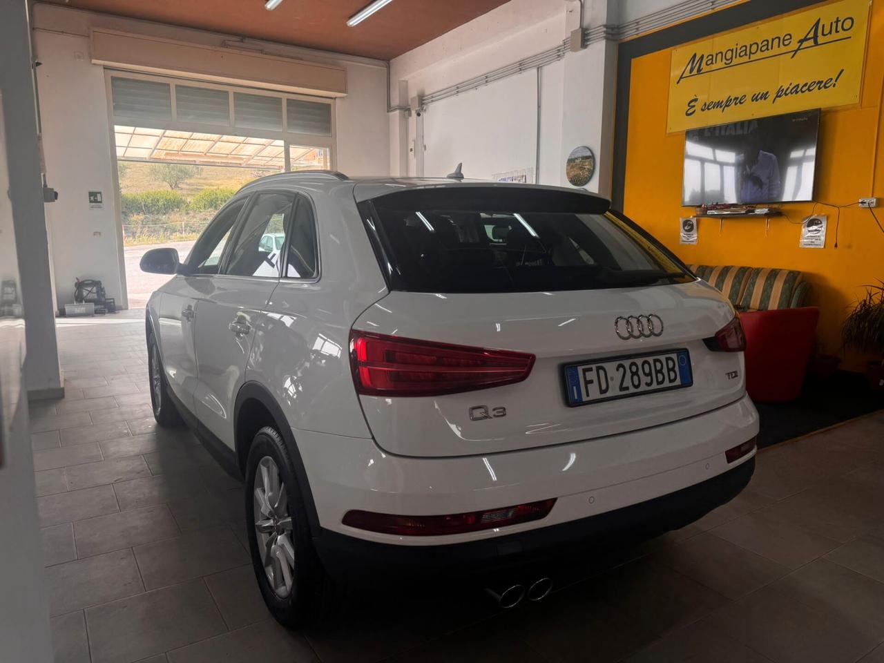 Audi Q3 2.0 TDI 120 CV Design