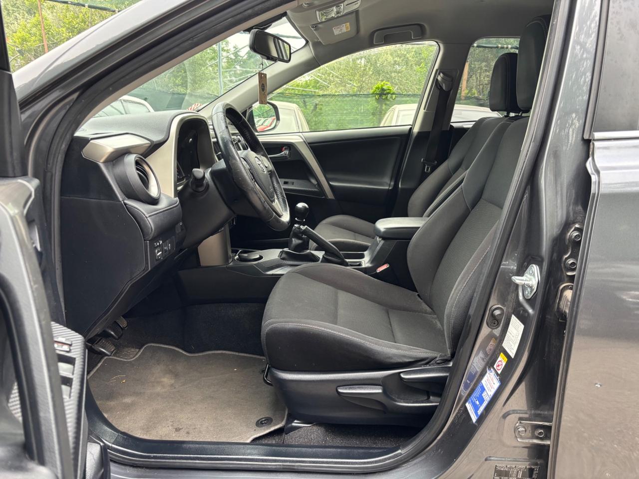 Toyota RAV 4 2.0 D-4D Style
