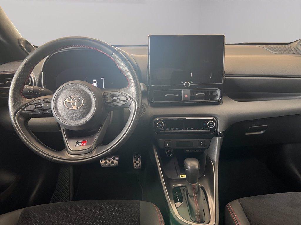 TOYOTA Yaris 1.5h 130 lounge del 2024