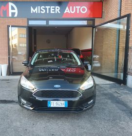 Ford Focus 1.6 120 CV GPL Titanium