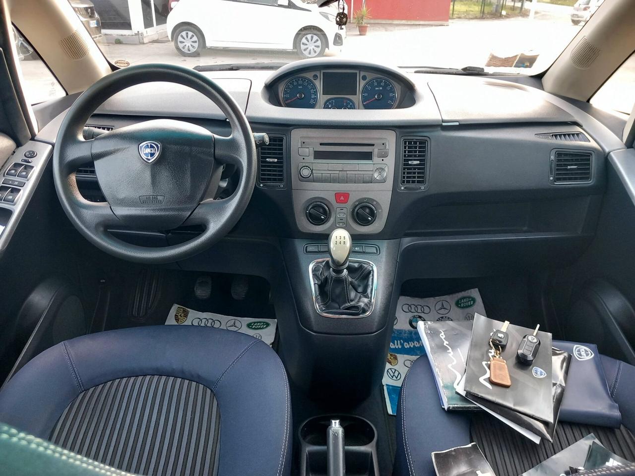 Lancia MUSA 1.6 Multijet Oro gomme nuove doppia chiava ottima utilitaria