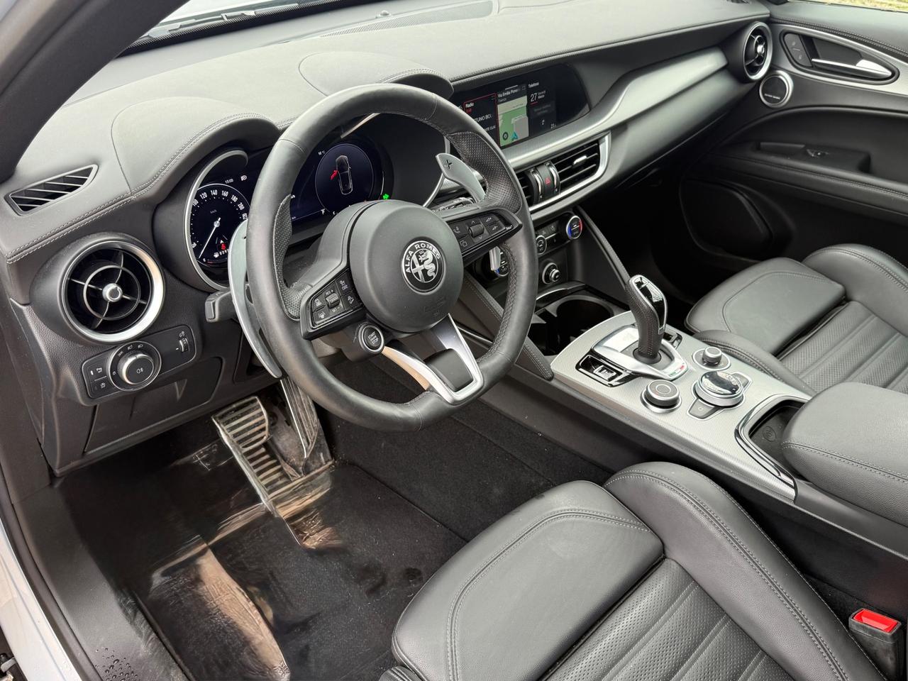 Alfa Romeo Stelvio 2.0 Turbo 280 CV Q4 Veloce