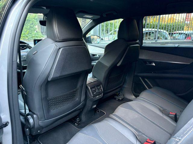 PEUGEOT 5008 Hybrid 136 e-DCS6 GT