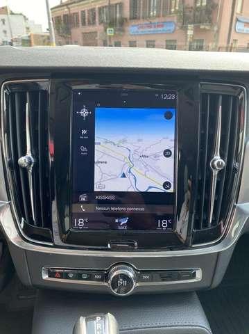 Volvo V90 D3 Geartronic Momentum Business Pro Navi-App-LED