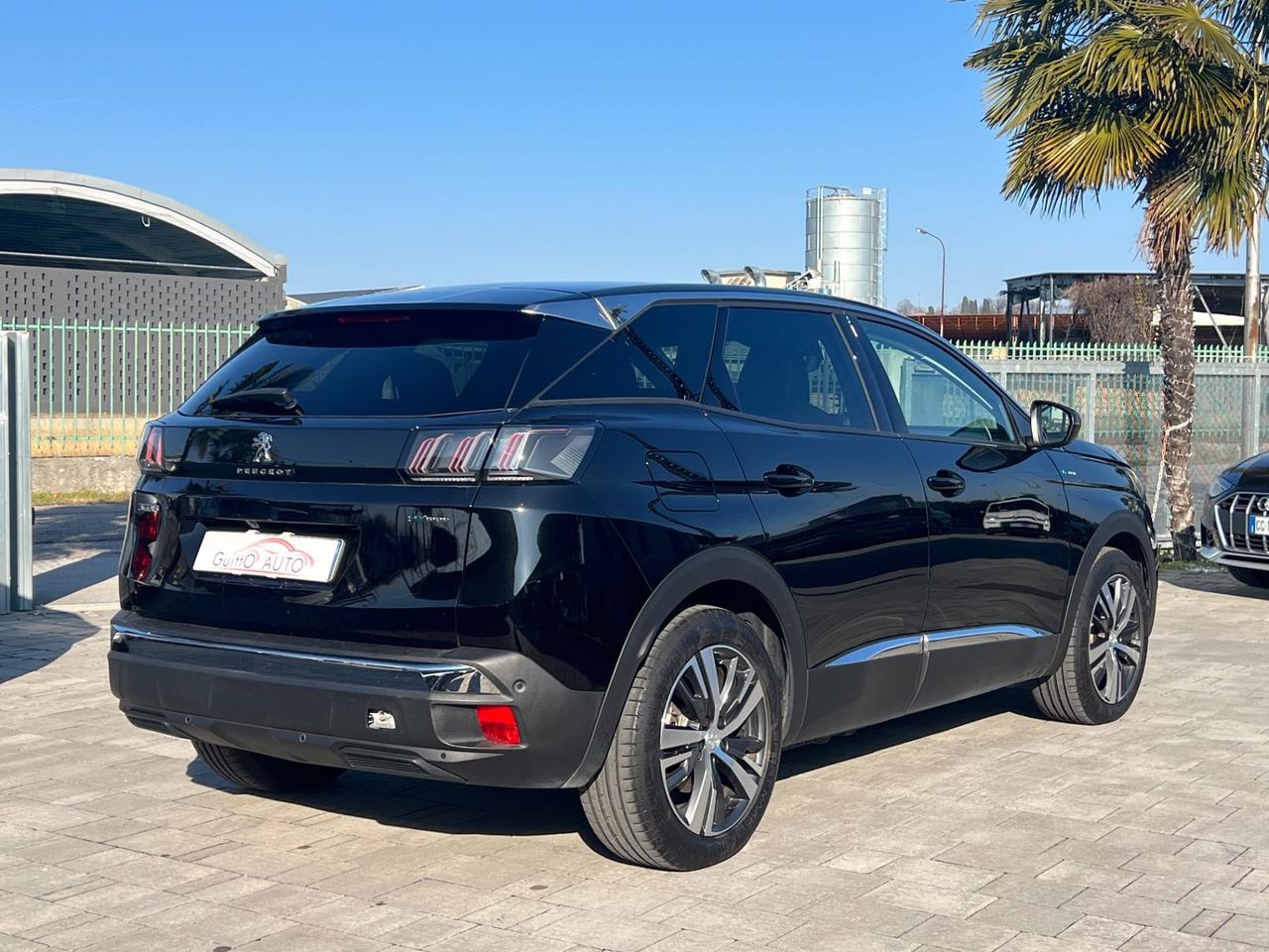 Peugeot 3008 Hybrid 225 e-EAT8 Allure FINANZIABILE