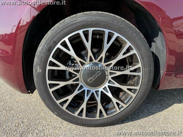 FIAT 500C 1.0 Hybrid Lounge