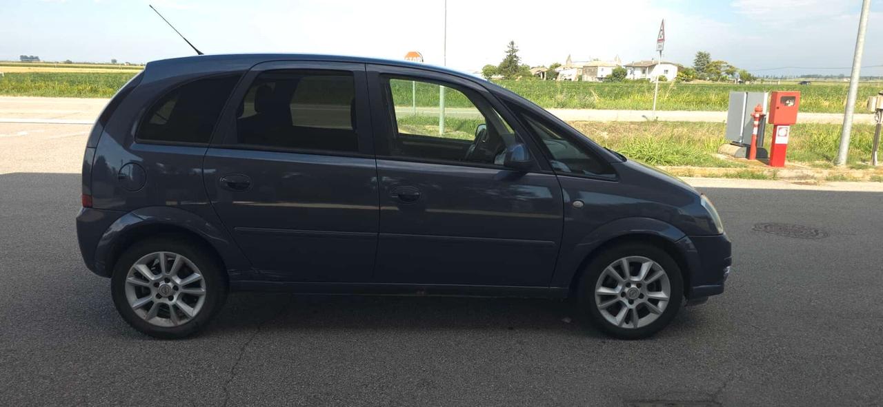 Opel Meriva 1.7 CDTI 101CV Cosmo