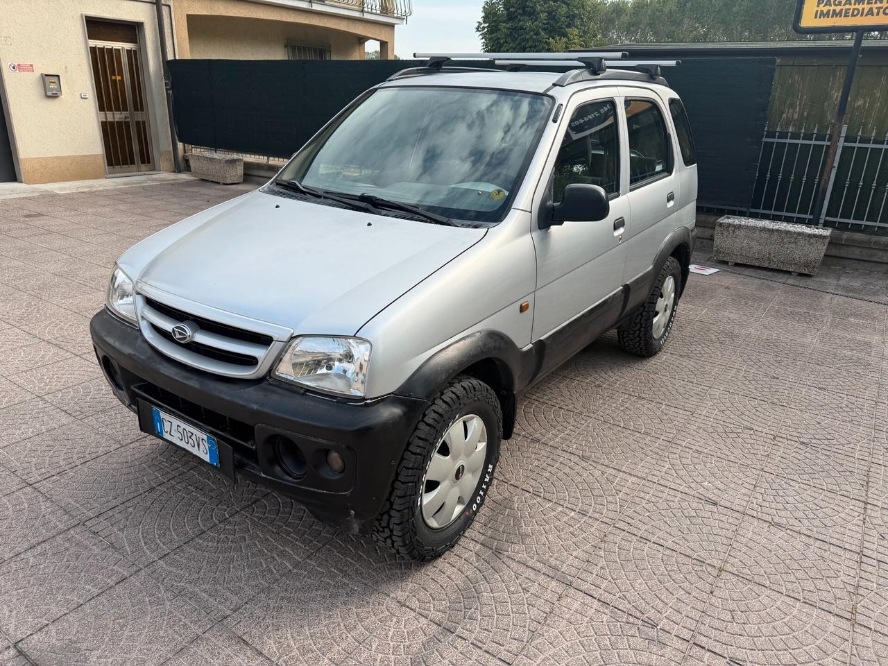 Terios 1.3 BENZ 4X4, GOMME NUOVE