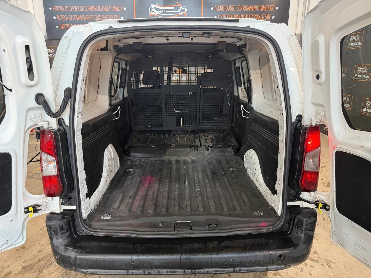 Peugeot Partner BlueHDi 100 S&S PL-DC Furgone Mobile