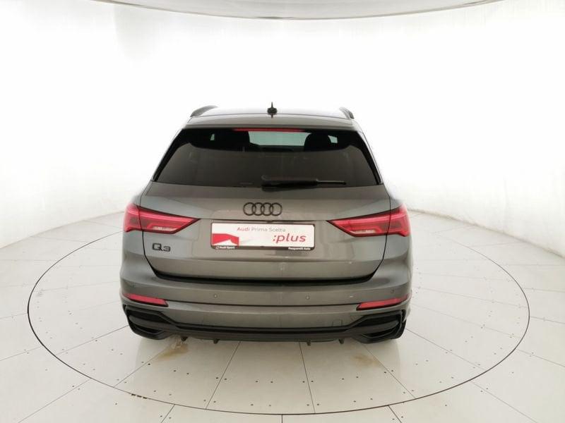 Audi Q3 45 1.4 tfsi e Identity Black s-tronic