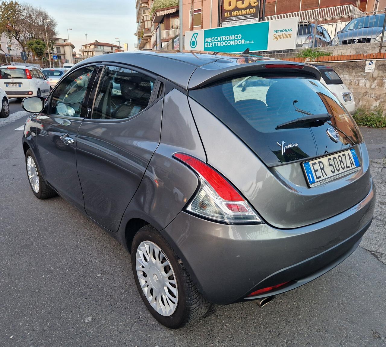 Lancia Ypsilon 1.3 MJT 16V 95 CV 5 porte S&S Platinum