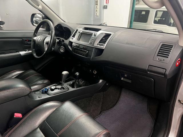 Toyota Hilux Hilux 3.0 d-4d double cab auto *PELLE + HARD-TOP*