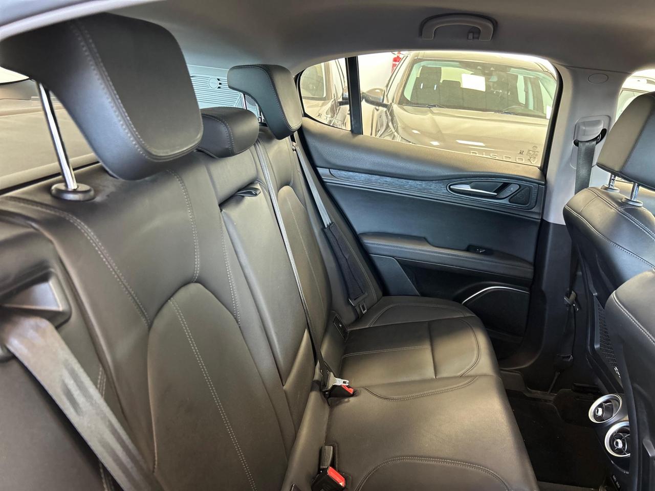 Alfa Romeo Stelvio 2.2 Turbodiesel 160 CV AT8 RWD Business