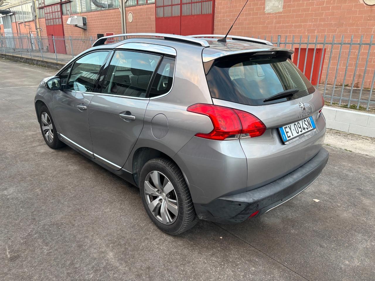 Peugeot 2008 PureTech 82 Access