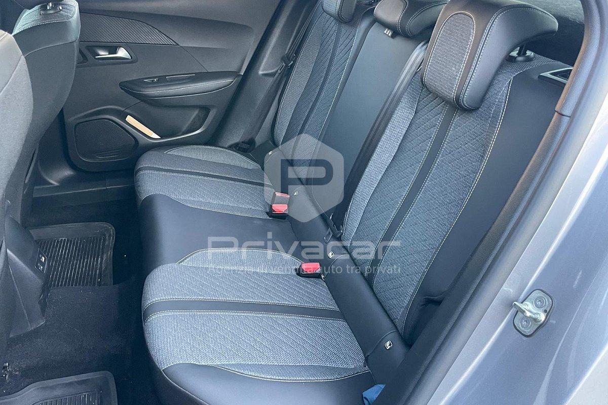 PEUGEOT 2008 PureTech 100 S&S Allure