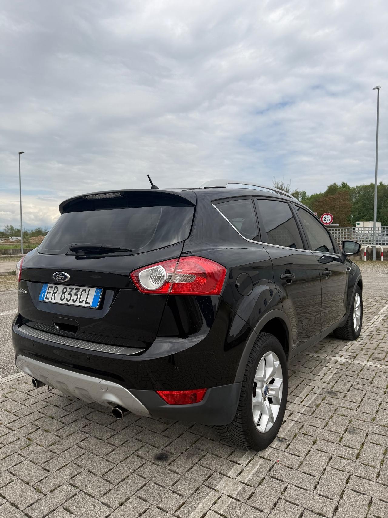Ford Kuga Kuga+ 2.0 TDCi 140 CV 2WD DPF