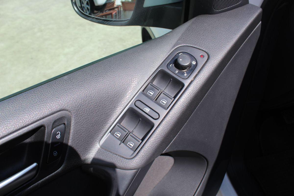 VOLKSWAGEN - Tiguan - TDI 140CV Trend & Fun BlueM. Tech.