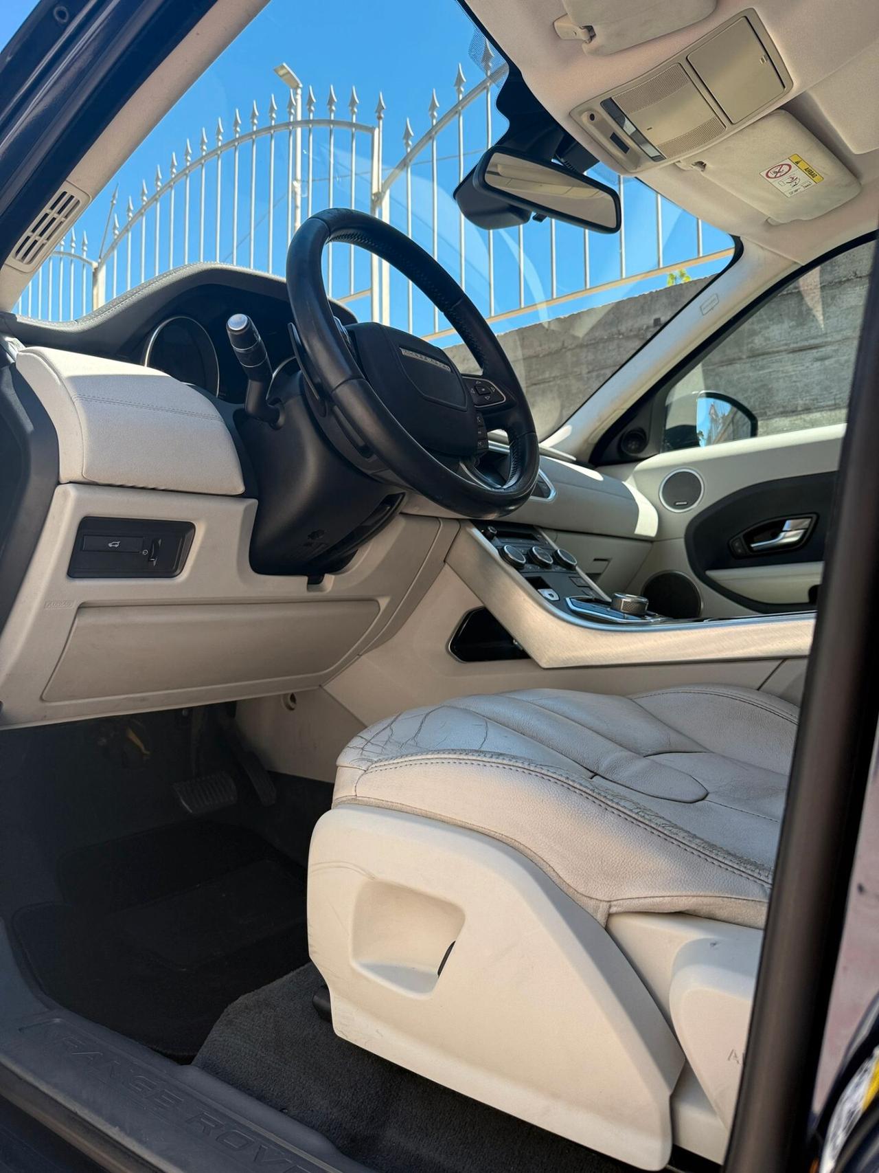 Land Rover Range Evoque 2.2 TD4 150cv Dynamic