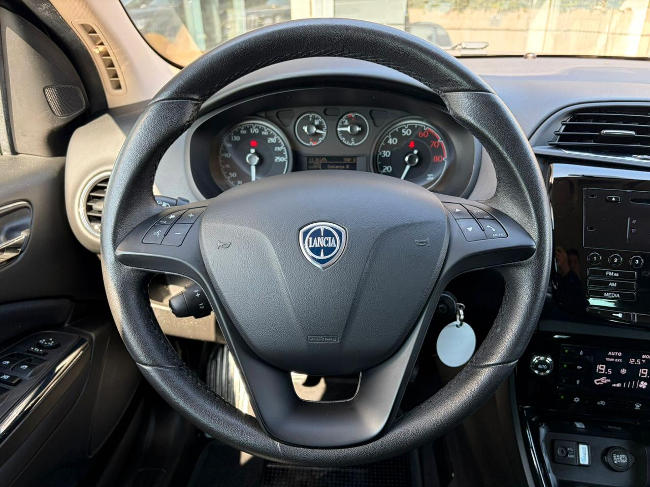 Lancia Delta 1.4 T-Jet 120 CV Silver Ecochic GPL