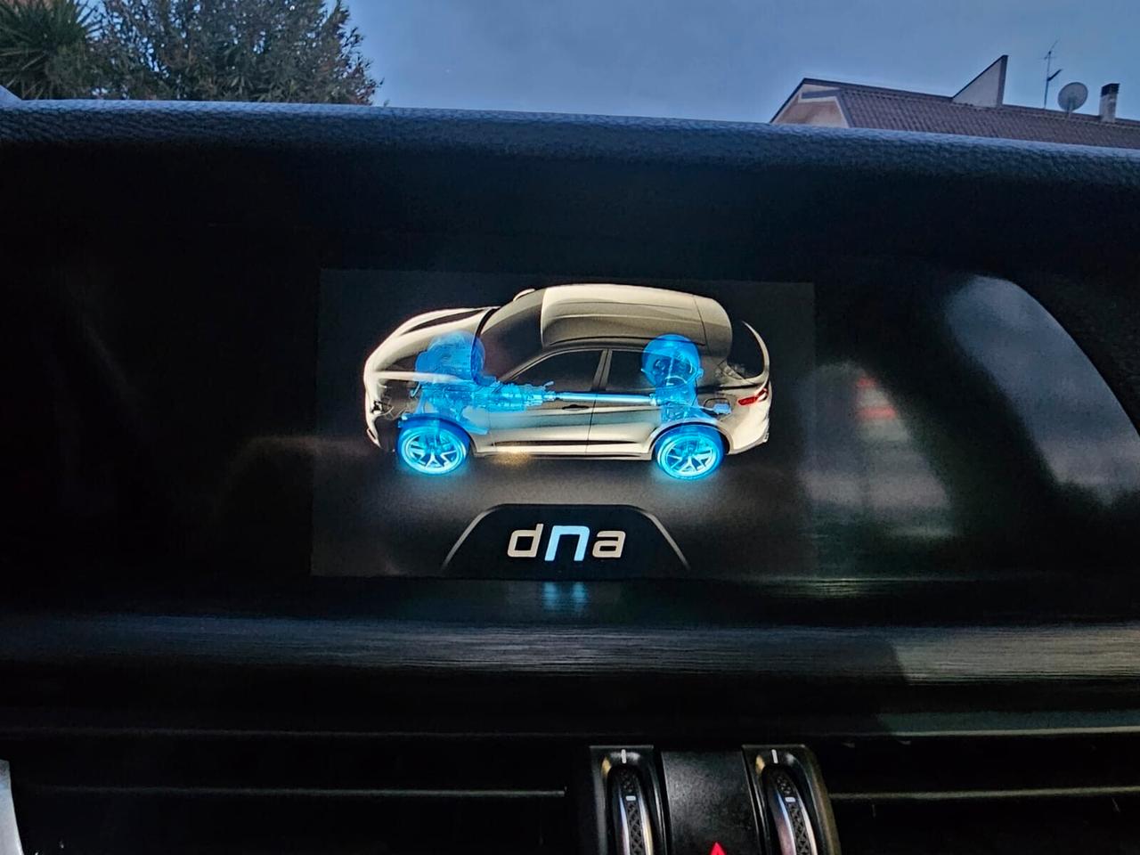 Alfa Romeo Stelvio 2.2 Turbodiesel 180 CV AT8 Q4 Business