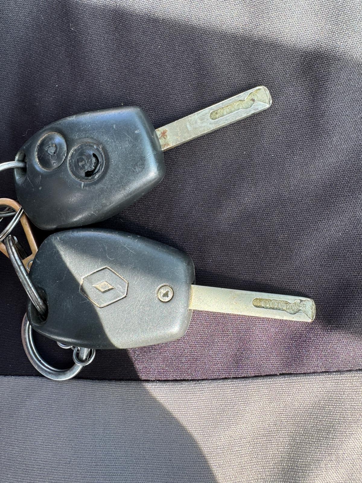 Renault Clio 1.2 16V 3 porte Luxe