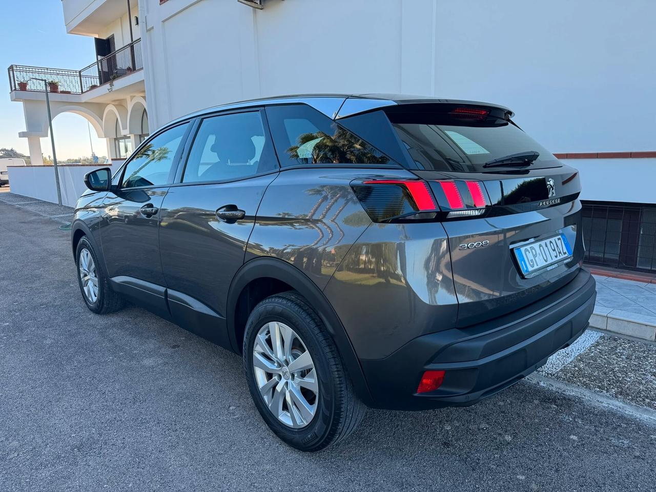 Peugeot 3008 BlueHDi 130 S&S EAT8