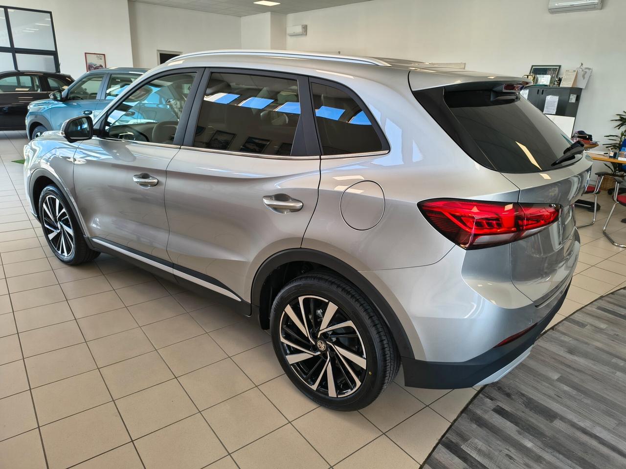 Mg ZS 1.5 Hybrid+ Luxury