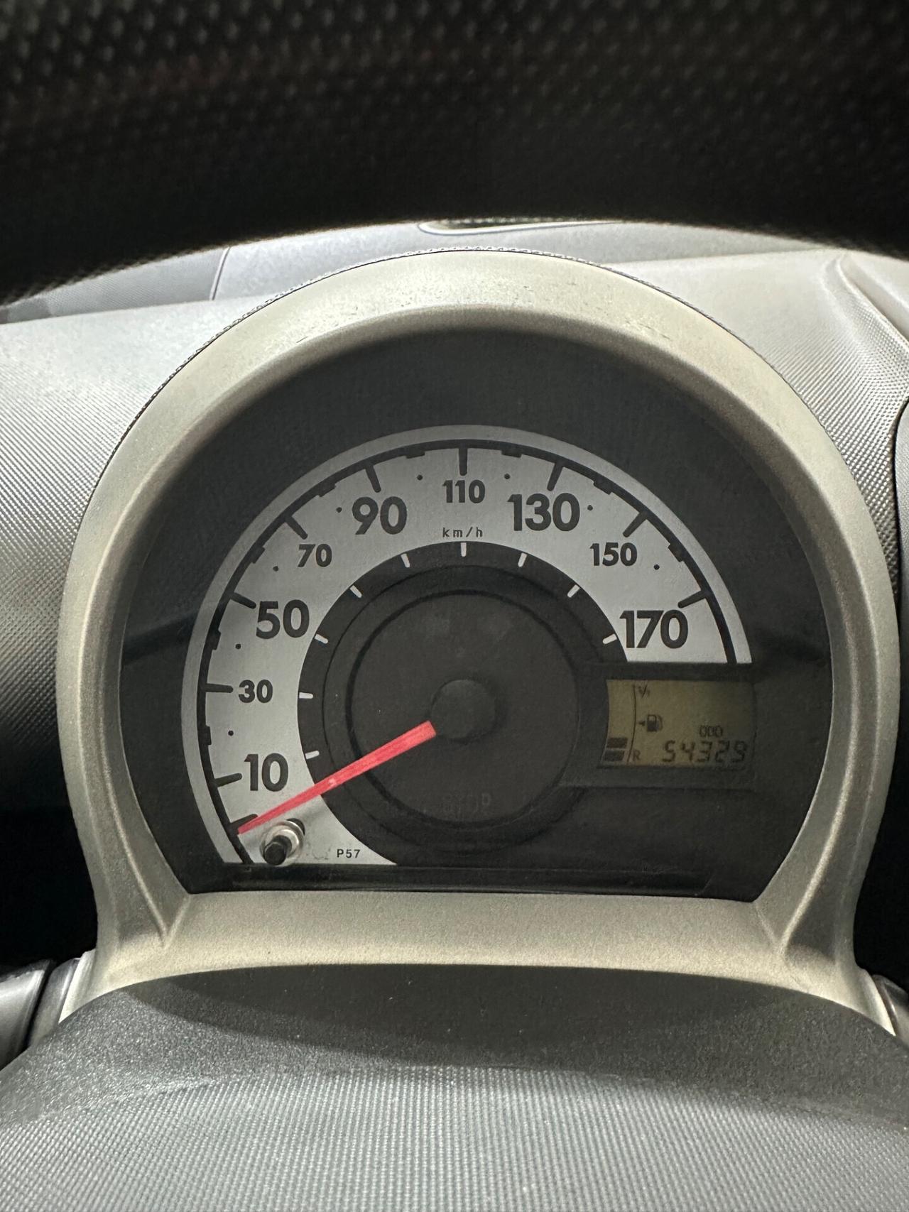 PEUGEOT 107 CON SOLI 54329 KM ITALIANA