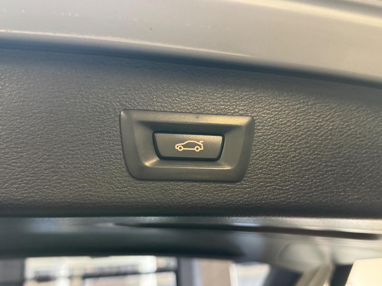 Bmw X3 sDrive18d 2.0 150 Cv Tetto apribile