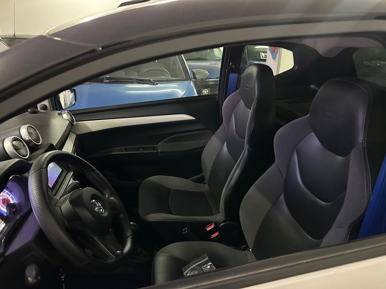 Aixam gto ambition white 2024 8000 km full