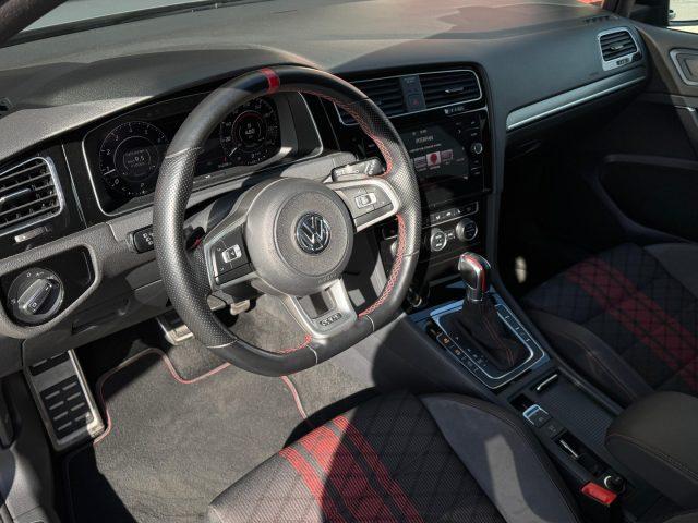 VOLKSWAGEN Golf GTI 2.0 TSI TCR Akrapovic DSG Service VW