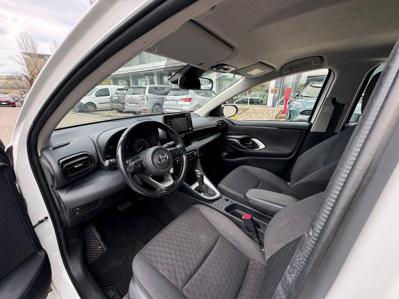 Toyota Yaris Hybrid Active MY22