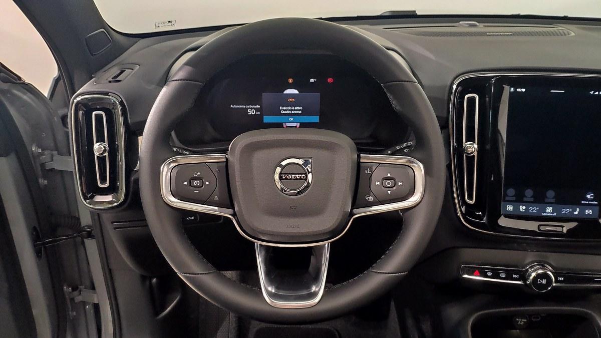 VOLVO Xc40 B3 Mild Hybrid Automatico Plus Dark
