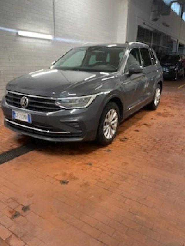 VOLKSWAGEN Tiguan 2.0 TDI 150 CV SCR DSG Life