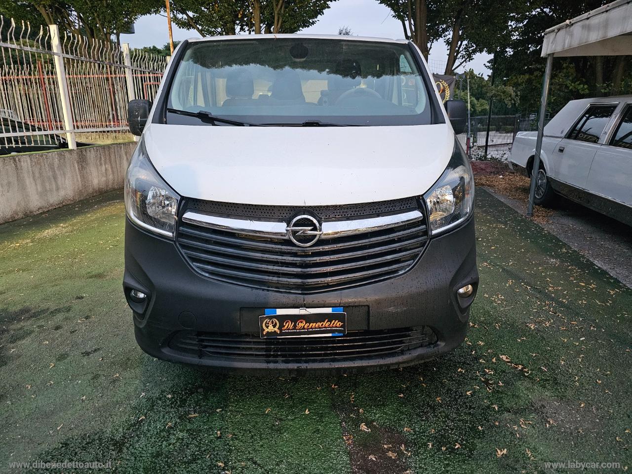Vivaro 29 1.6 BiT. EcoF. PC-TN Furg. Ed.