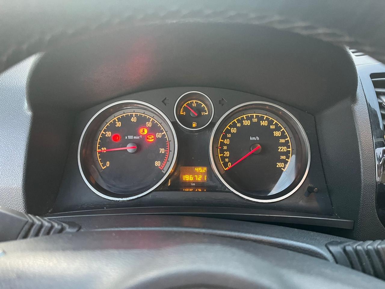 Opel Zafira 1.8 GPL-TECH Cosmo Unipro 2010