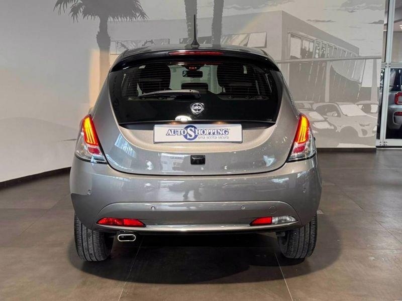 Lancia Ypsilon 3ª serie 1.0 FireFly 5 porte S&S Hybrid Platino
