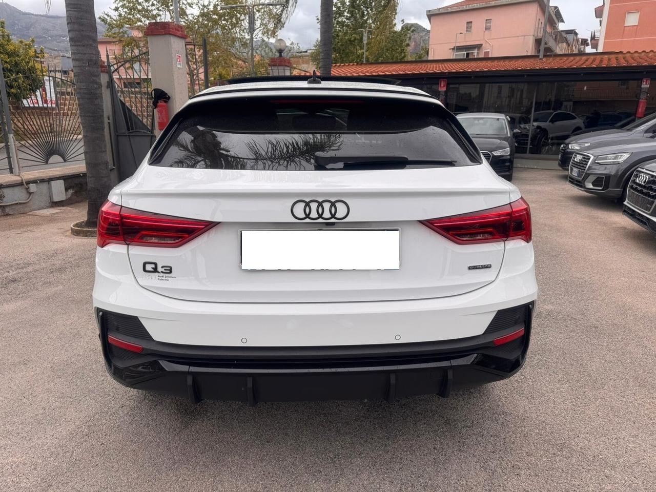 Audi Q3 Sportback 35 TDI quattro S line edition Tetto