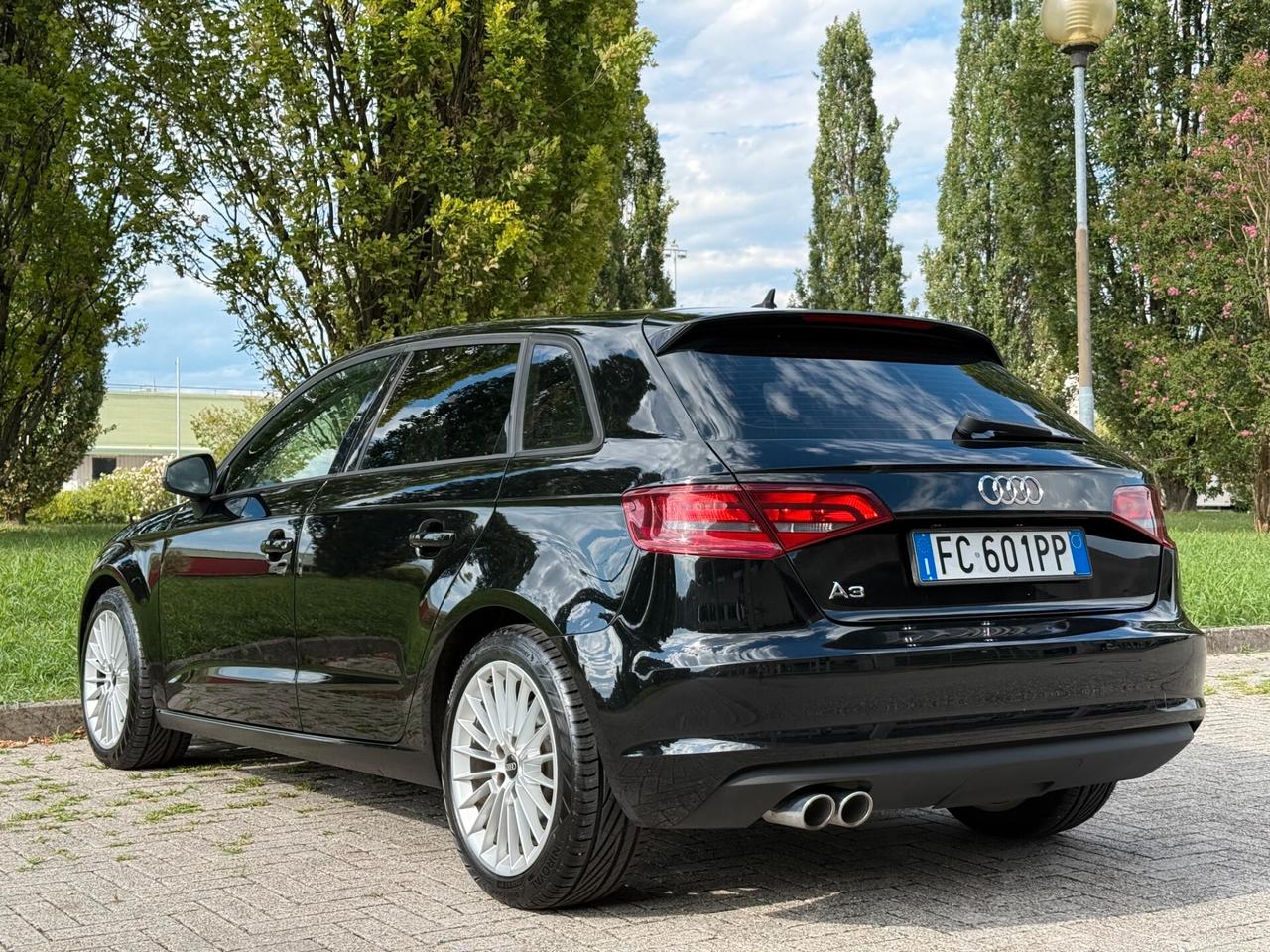 Audi A3 2.0 TDI 150 CV clean diesel Ambition